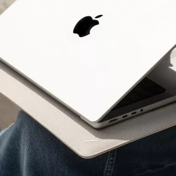 Native Union Stow Slim Sleeve for MacBook 13/14 inch - Sandstone
