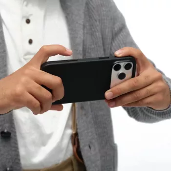 Moft Snap Movas étui MagSafe pour iPhone 17 Pro Max noir