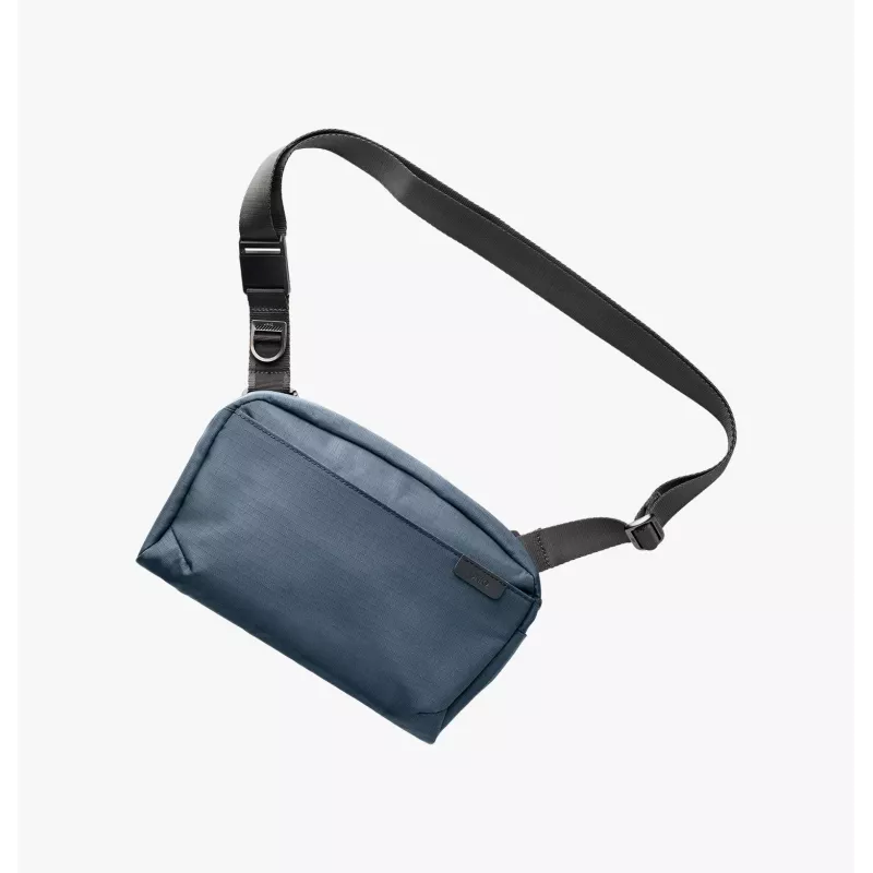 Sac banane UNIQ Arden Sling 2L noir