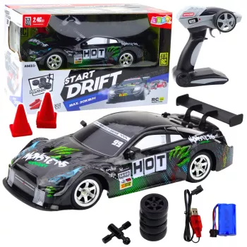 LEAN TOYS Voiture drift RC noir vert 30 km/h 1:16