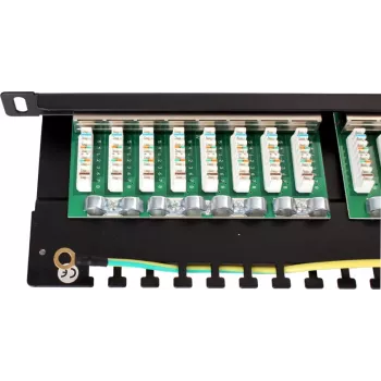 Panneau de brassage FTP Cat.5e 24 ports 0,5U noir GETFORT PGF-5EFTP24-B8