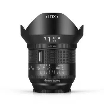 Objectif ultra grand-angle fixe Irix 11mm f/4 Firefly pour Pentax K