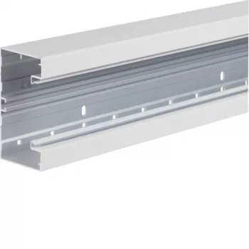 Base de goulotte murale Hager BRA6513019016, verrouillage frontal, 65x130 mm, blanc signalisation (RAL 9016)